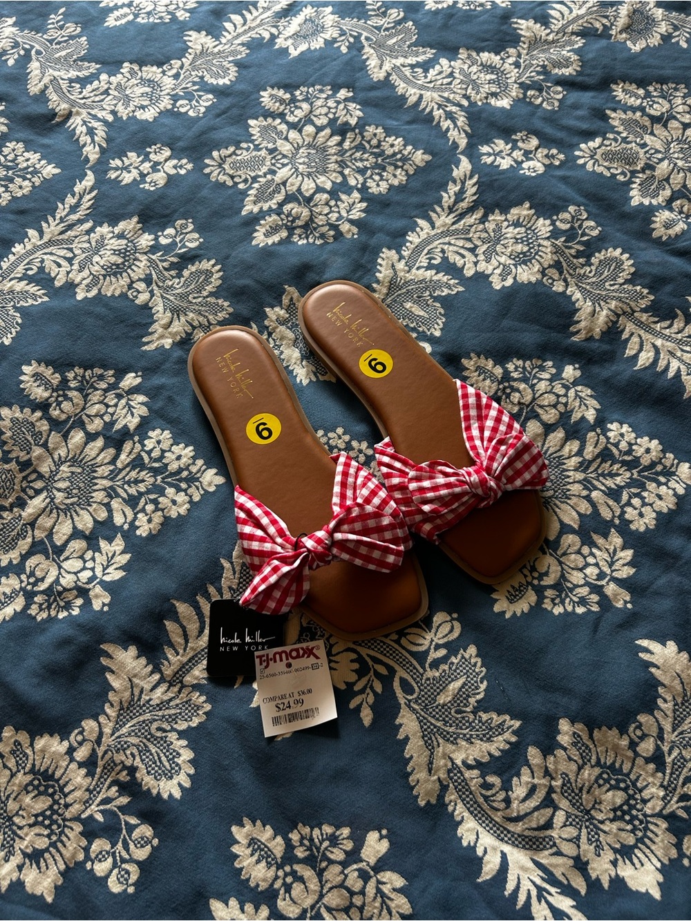 Kensie Red Gingham Bow Slide Sandals - Women's Size 9